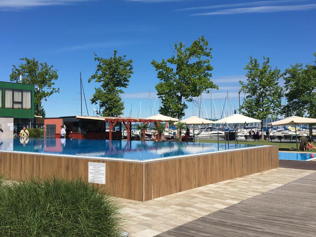 Butique Apartman 巴拉通雷勒 外观 照片